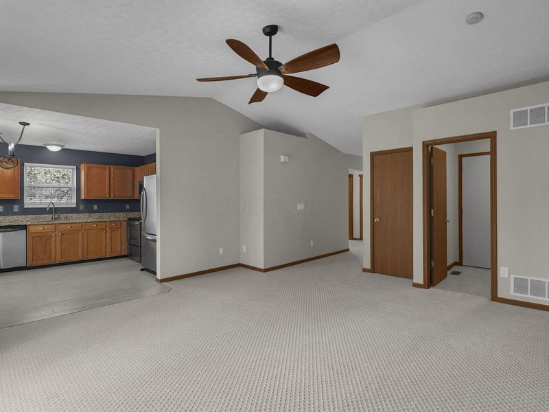 4842 Dameuly Drive, Hilliard, OH 43026 Photo 11