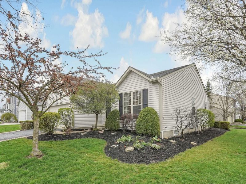 4842 Dameuly Drive, Hilliard, OH 43026 Photo 2