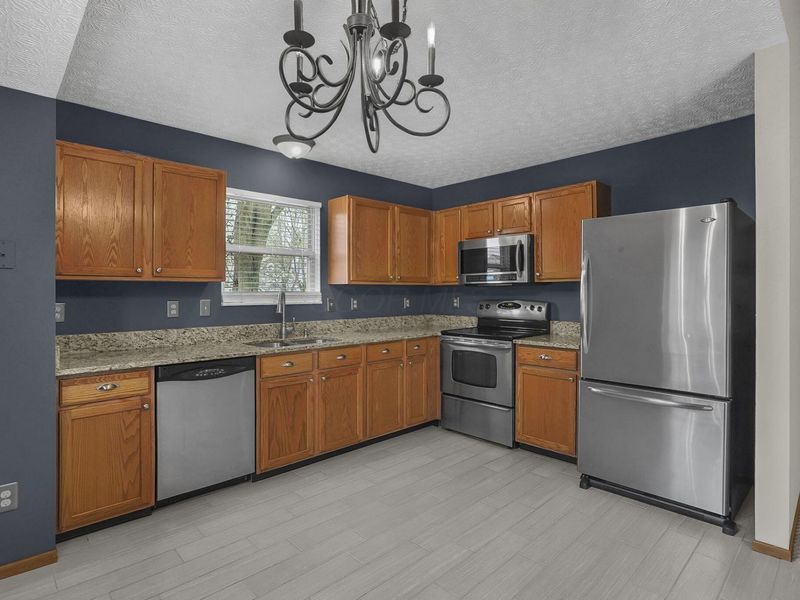 4842 Dameuly Drive, Hilliard, OH 43026 Photo 6