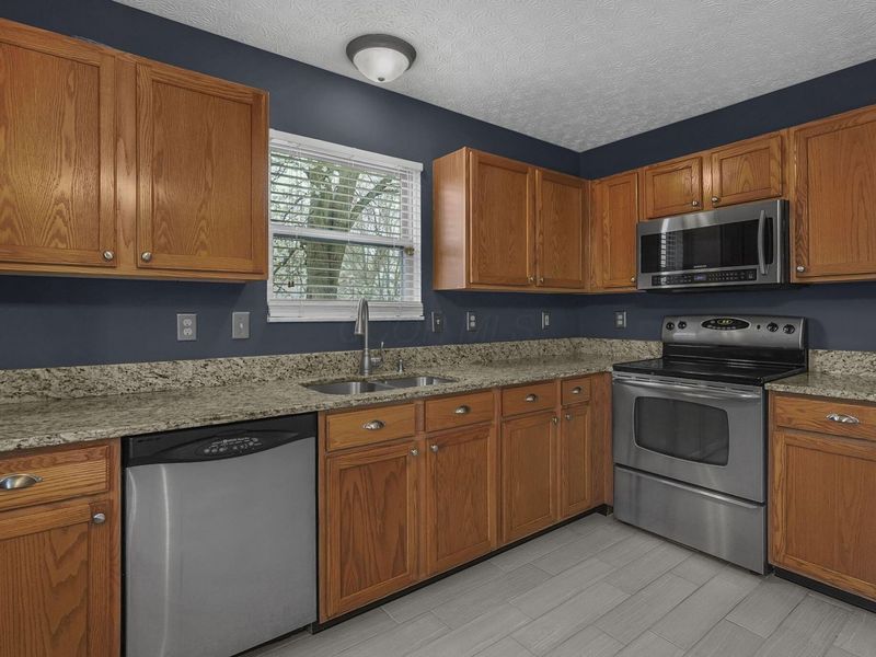 4842 Dameuly Drive, Hilliard, OH 43026 Photo 7