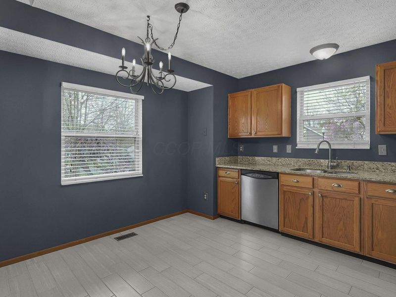 4842 Dameuly Drive, Hilliard, OH 43026 Photo 9