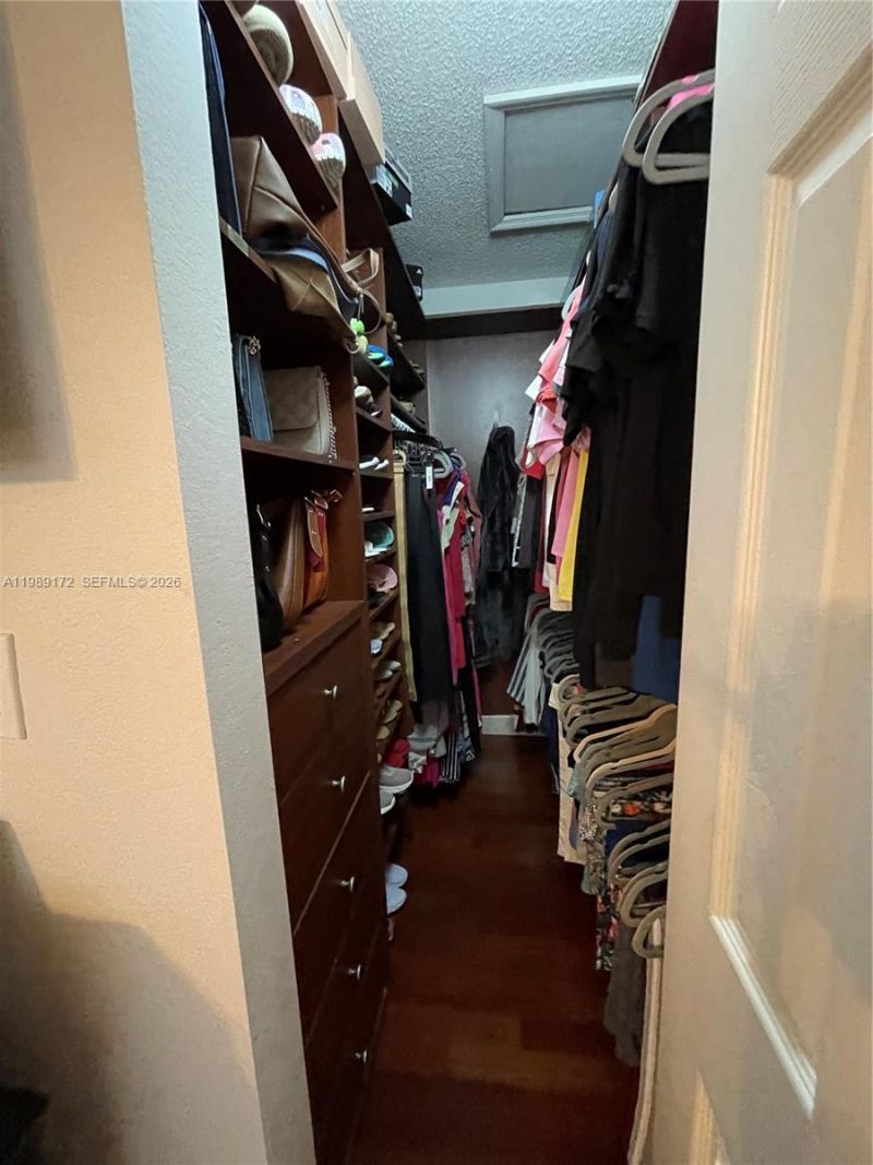 7632 NW 166th Ter, Hialeah, FL 33015 Photo