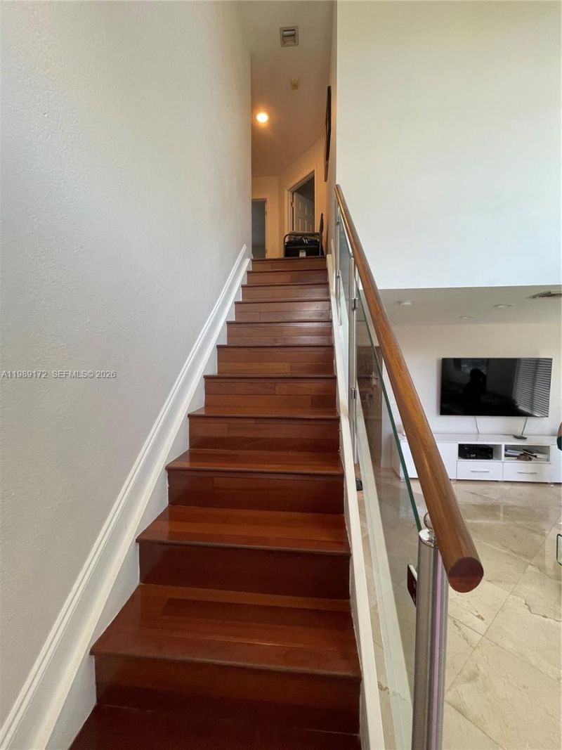 7632 NW 166th Ter, Hialeah, FL 33015 Photo