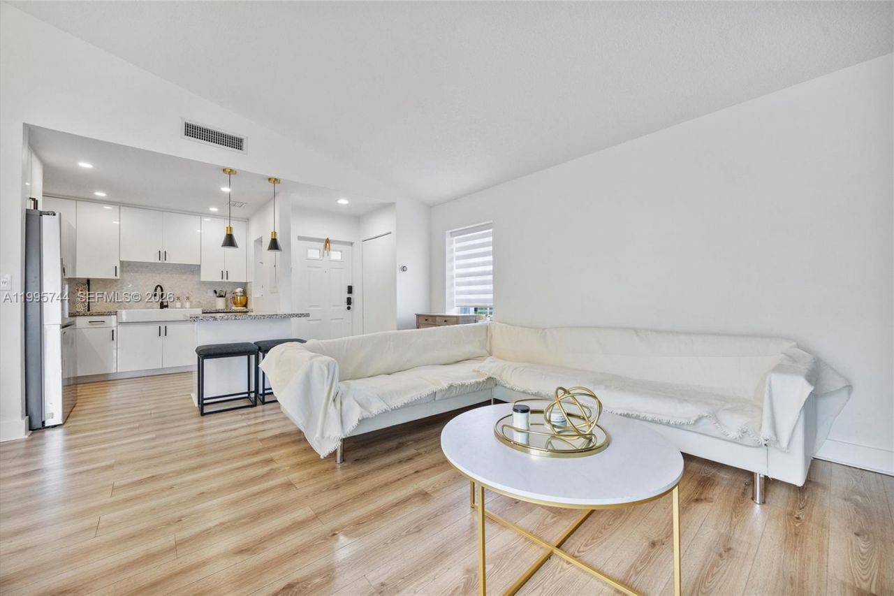 14720 SW 139th Ave, Unit 1-39, Miami, FL 33186 Photo