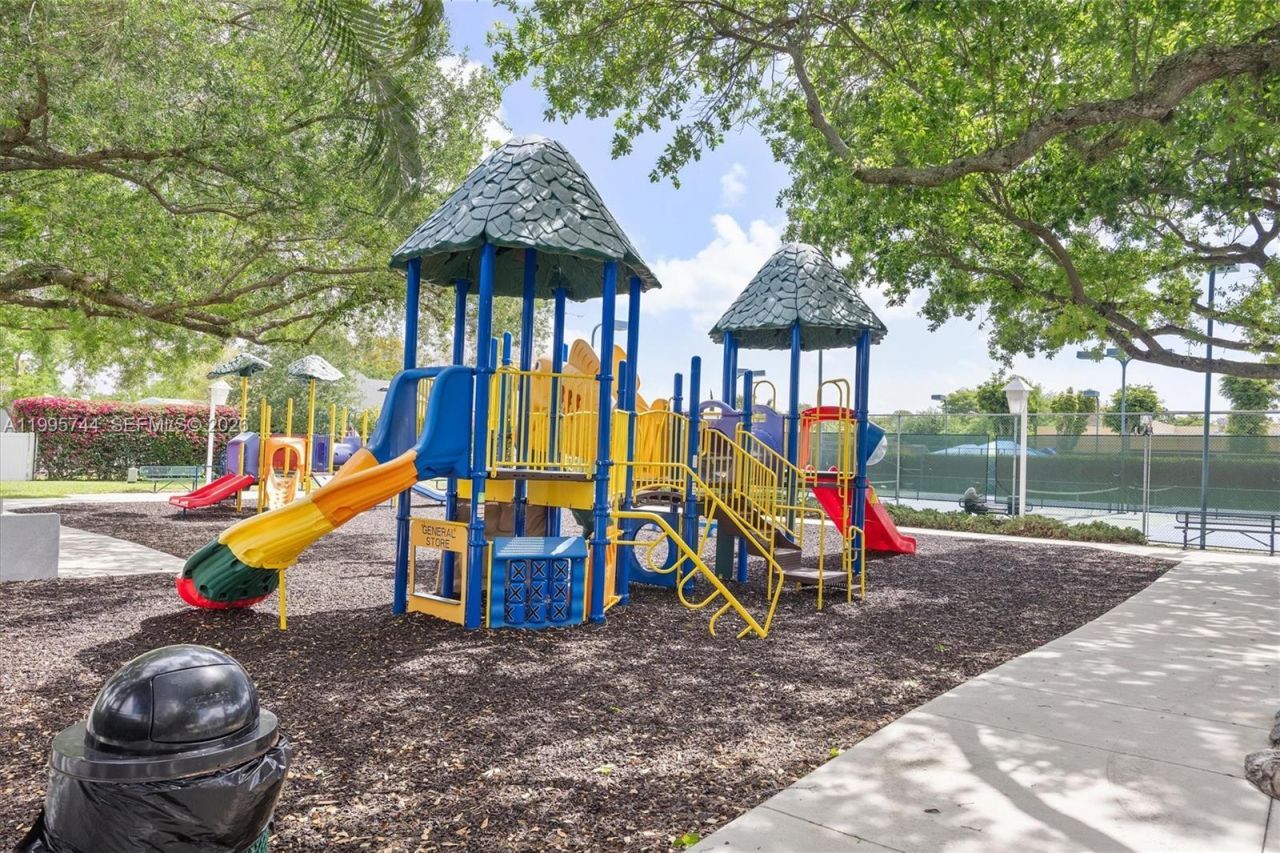 14720 SW 139th Ave, Unit 1-39, Miami, FL 33186 Photo