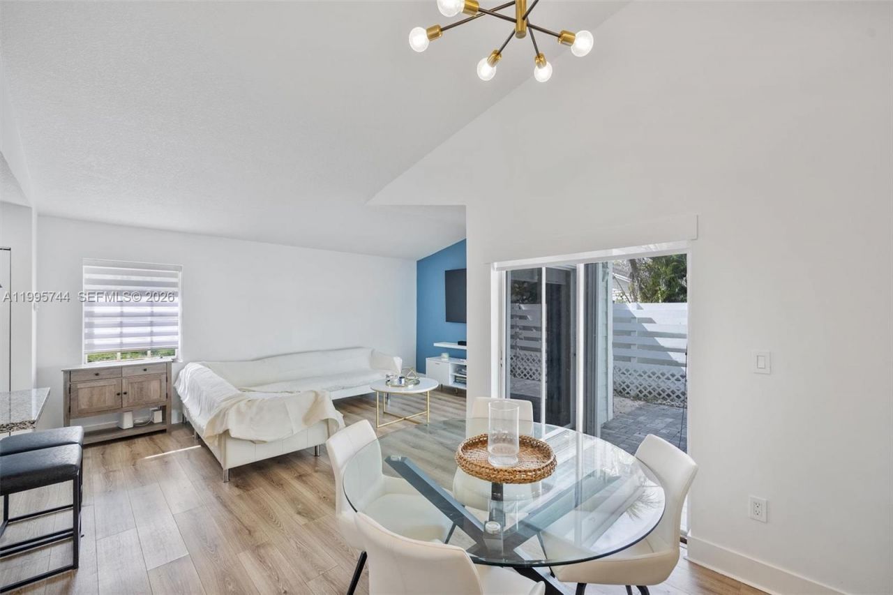 14720 SW 139th Ave, Unit 1-39, Miami, FL 33186 Photo