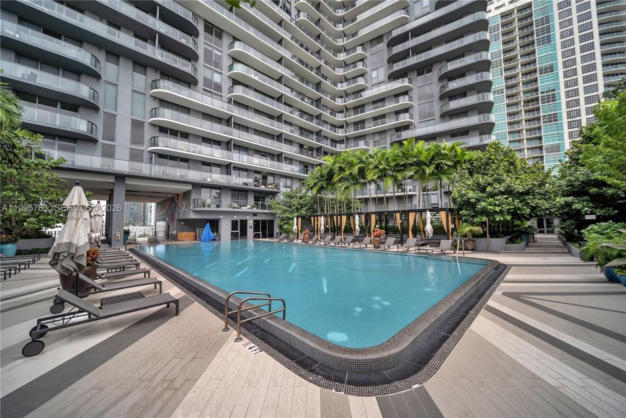 121 NE 34th St, Unit L606, Miami, FL 33137 Photo