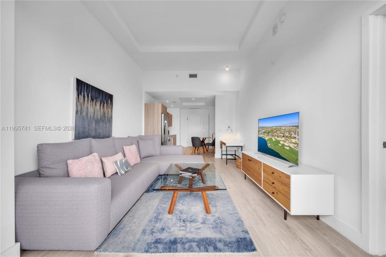 121 NE 34th St, Unit L606, Miami, FL 33137 Photo