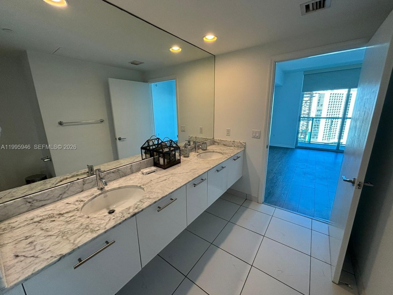 55 SE 6th St, Unit 2005, Miami, FL 33131 Photo
