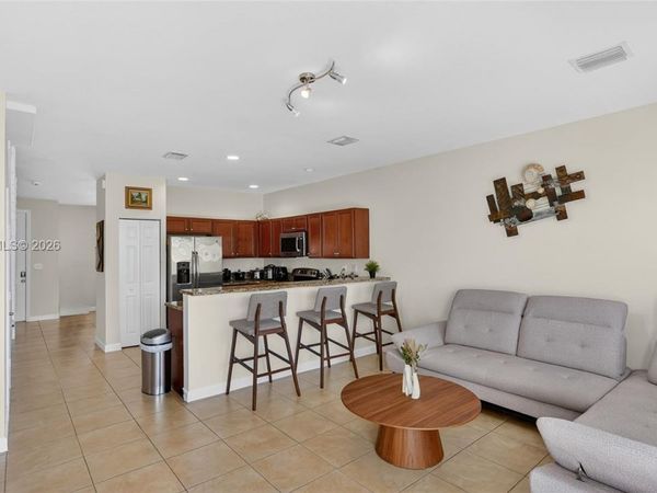 9041 SW 227th St, Unit 5, Cutler Bay, FL 33190