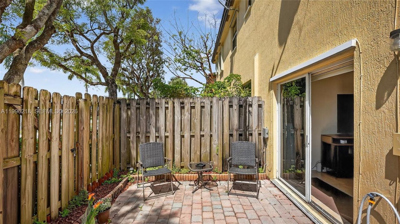 9041 SW 227th St, Unit 5, Cutler Bay, FL 33190 Photo