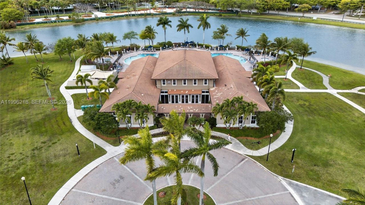 9041 SW 227th St, Unit 5, Cutler Bay, FL 33190 Photo