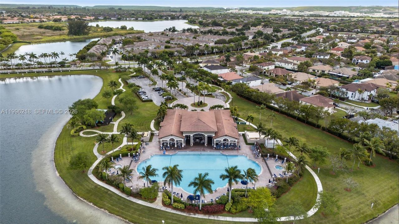 9041 SW 227th St, Unit 5, Cutler Bay, FL 33190 Photo