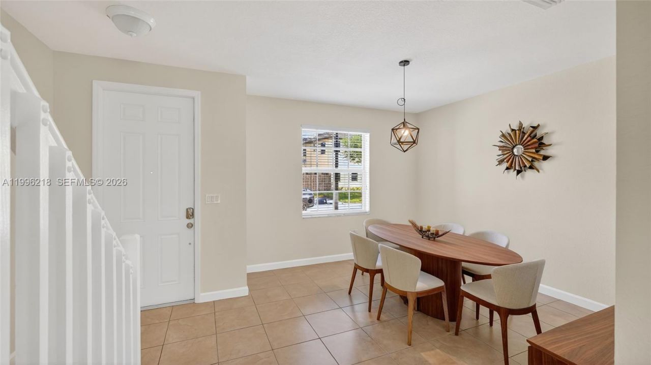 9041 SW 227th St, Unit 5, Cutler Bay, FL 33190 Photo