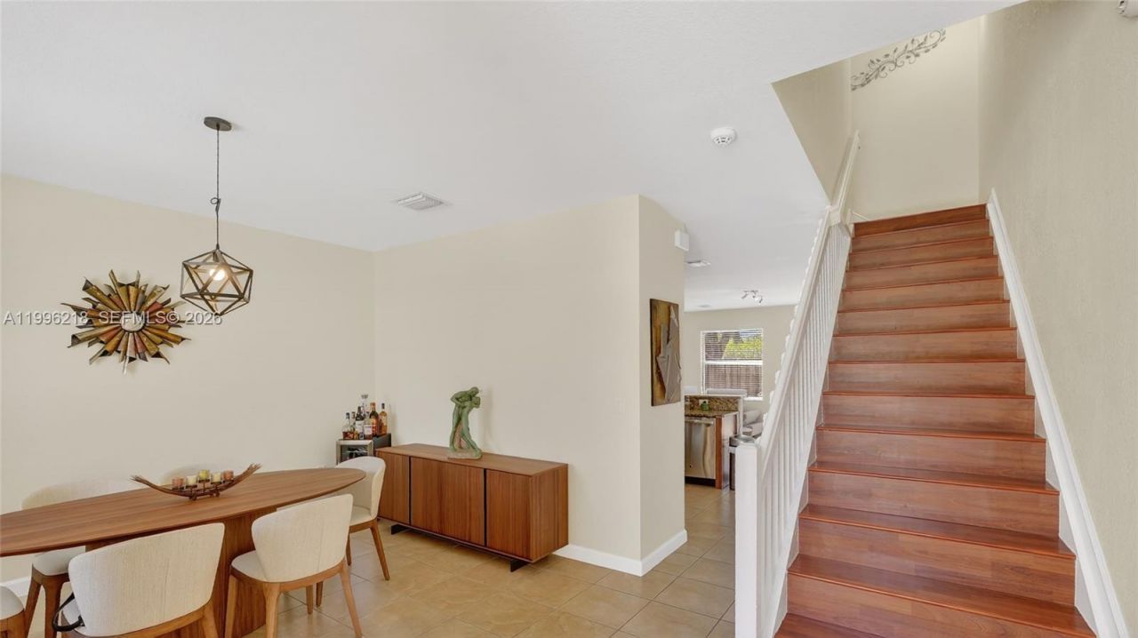 9041 SW 227th St, Unit 5, Cutler Bay, FL 33190 Photo