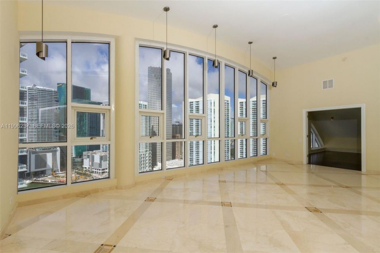 888 Brickell Key Dr , Unit PH2802, Miami, FL 33131 Photo