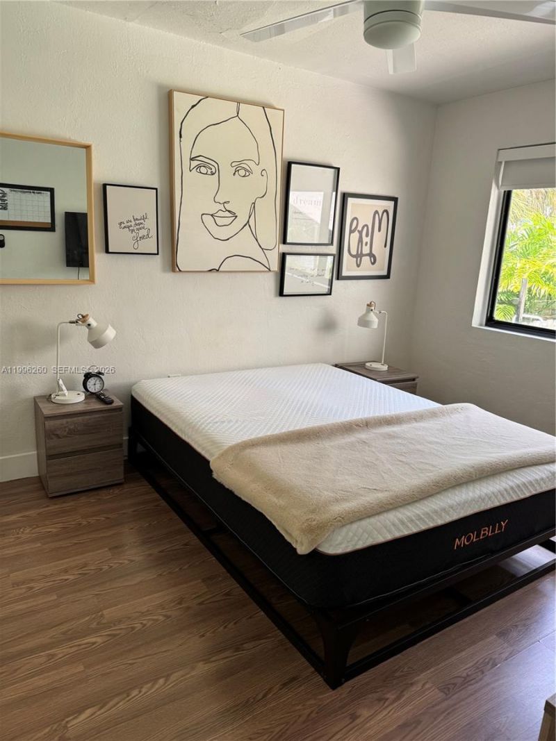 7811 NE 10th Ct, Miami, FL 33138 Photo