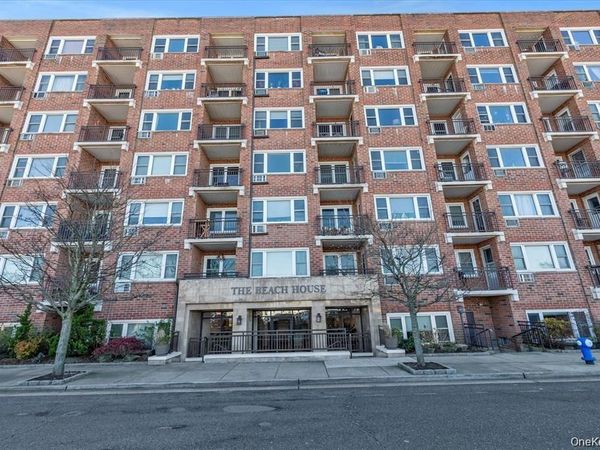 740 E Broadway, Unit 3E, Long Beach, NY 11561
