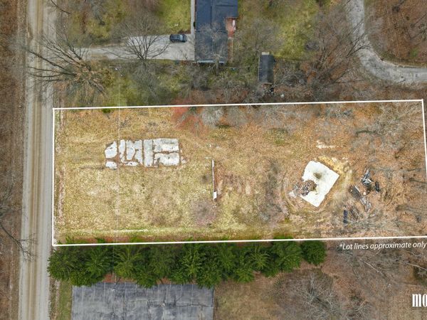 12079 Buchanan Street, Grand Haven, MI 49417