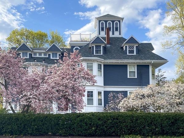49 Shaw St, Newton, MA 02465