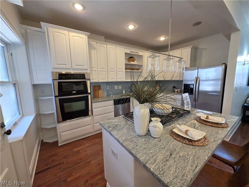 11430 Cedar Glen Parkway, Unit B1-B2, Cleveland, OH 44106 Photo 3