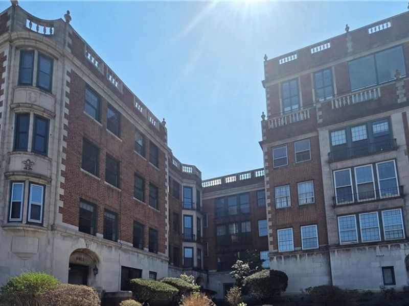 11430 Cedar Glen Parkway, Unit B1-B2, Cleveland, OH 44106 Photo 34