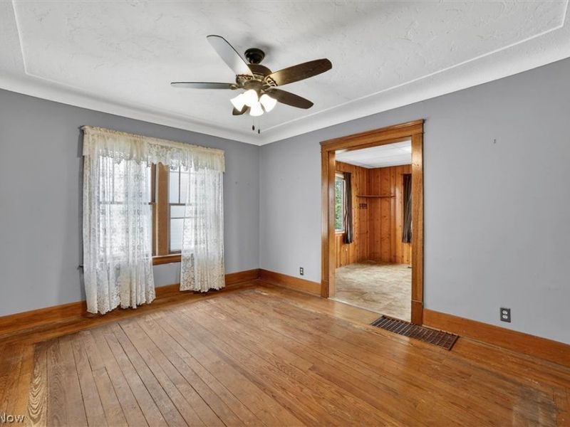 322 W 28th Street , Lorain, OH 44055 Photo 13