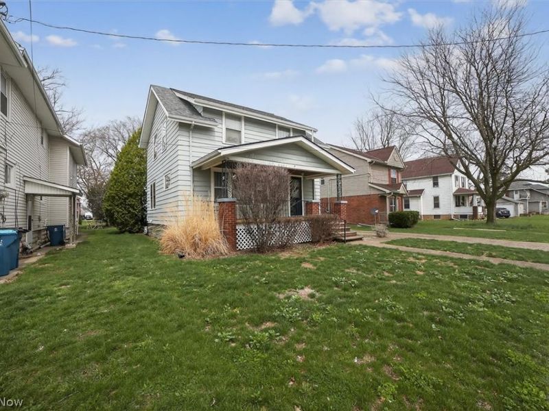 322 W 28th Street , Lorain, OH 44055 Photo 2
