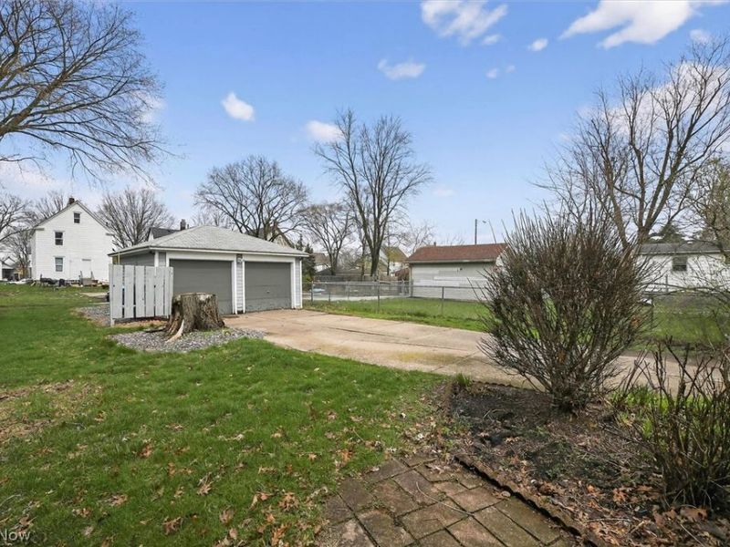 322 W 28th Street , Lorain, OH 44055 Photo 7