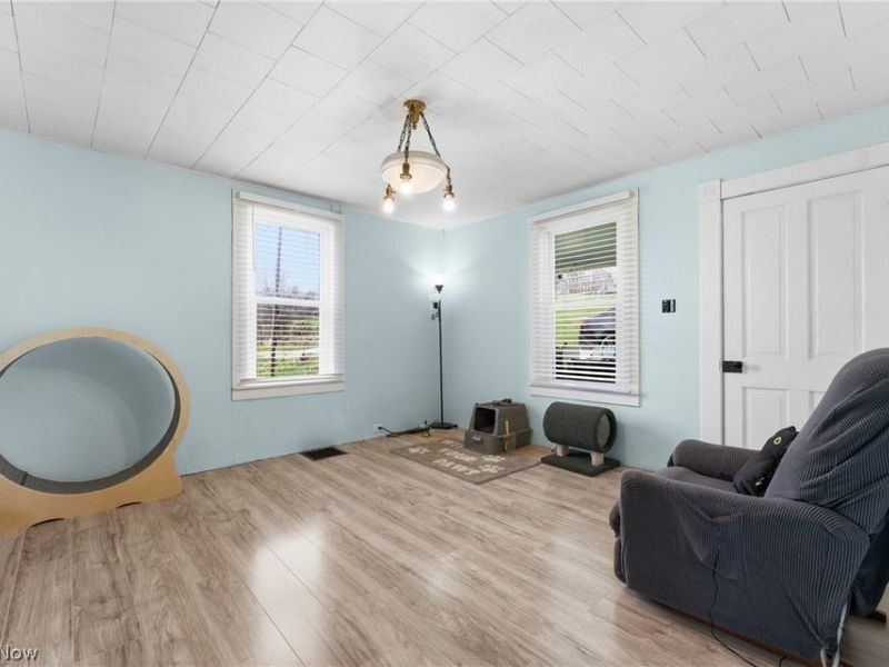 110 Dewey Avenue , Freeport, OH 43973 Photo 5