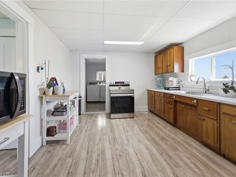 110 Dewey Avenue , Freeport, OH 43973 Photo 9