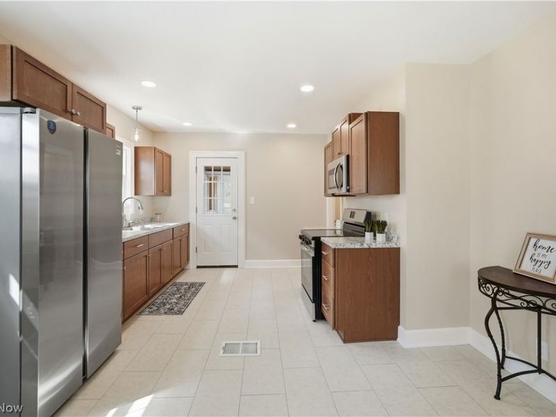 422 Snader Avenue, Ashland, OH 44805 Photo 13