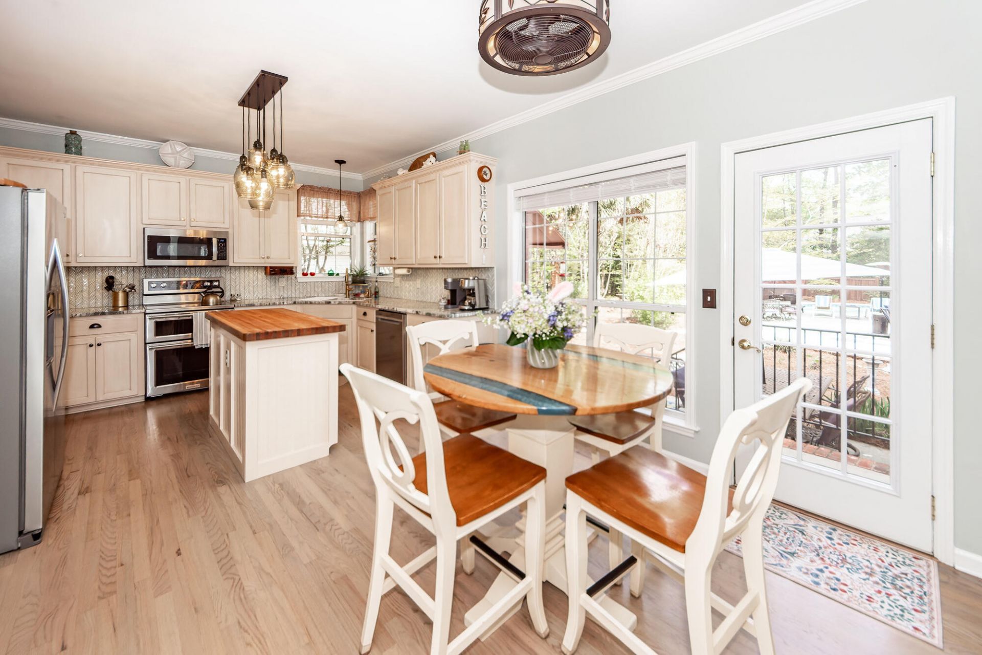 131 Arrowridge Court Photo 19