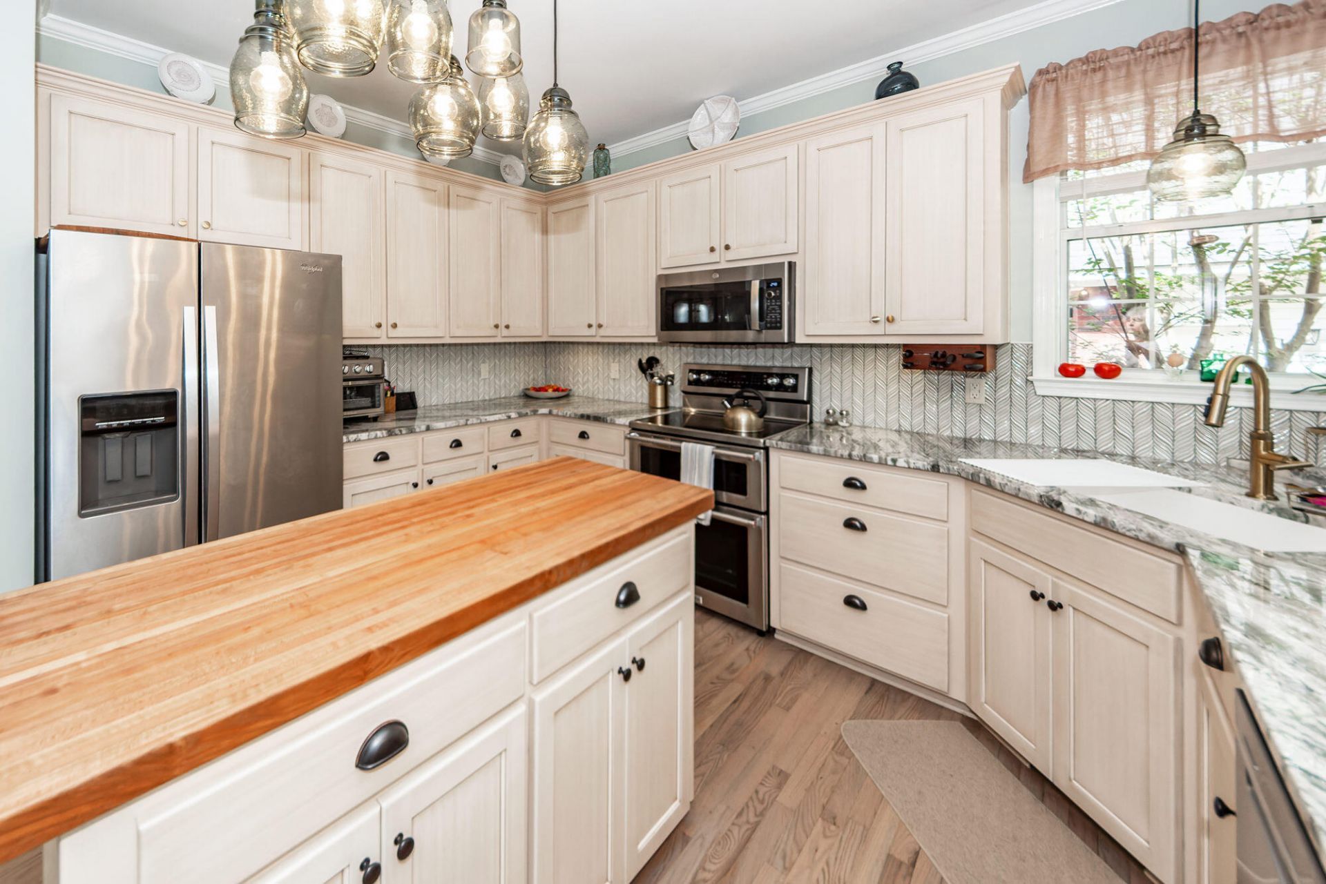 131 Arrowridge Court Photo 22