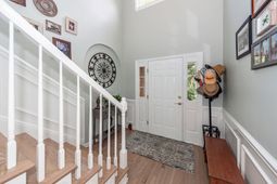 131 Arrowridge Court photo 4