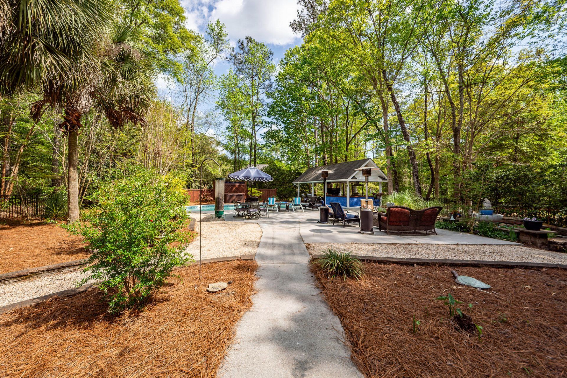 131 Arrowridge Court Photo 68