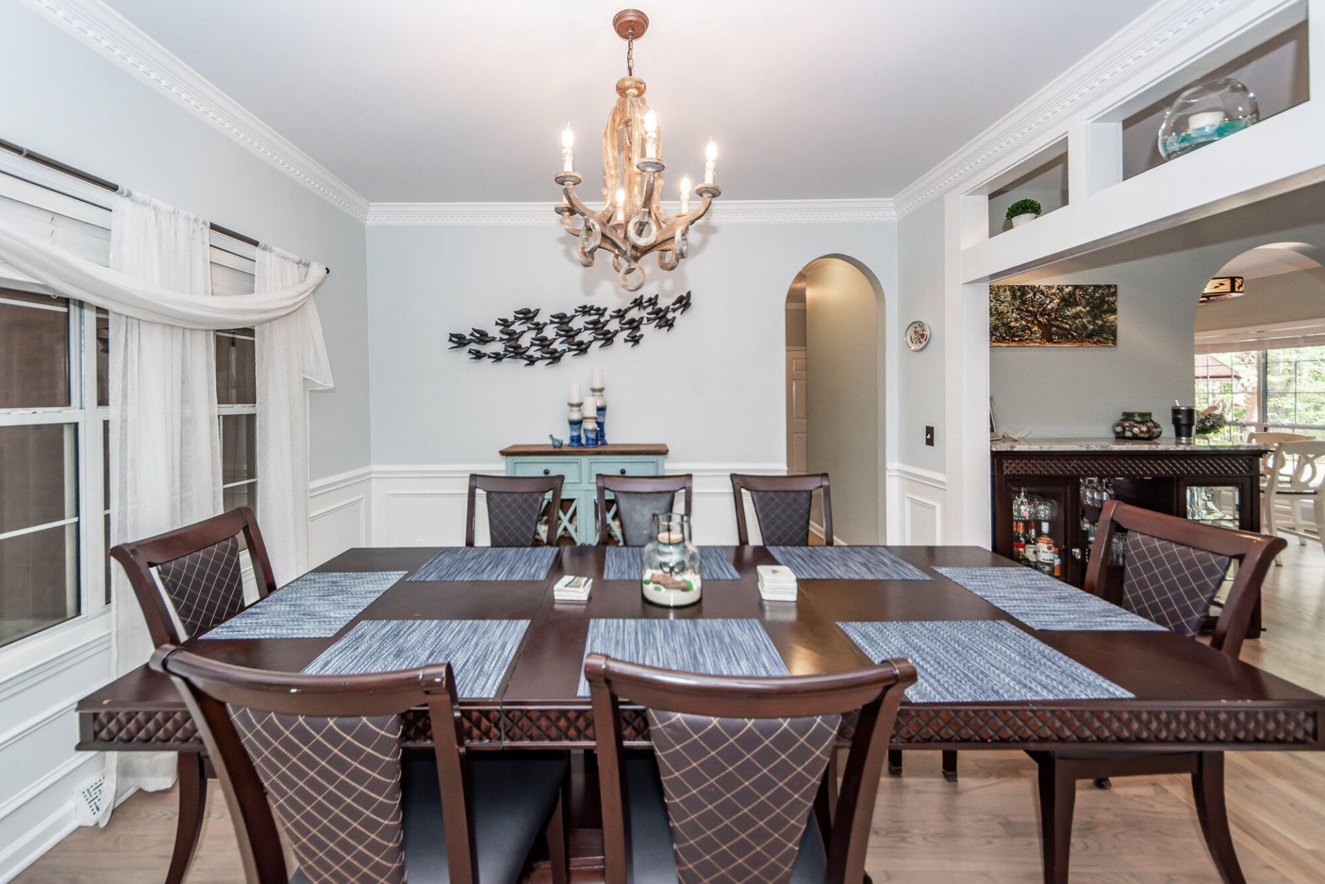 131 Arrowridge Court Photo 7