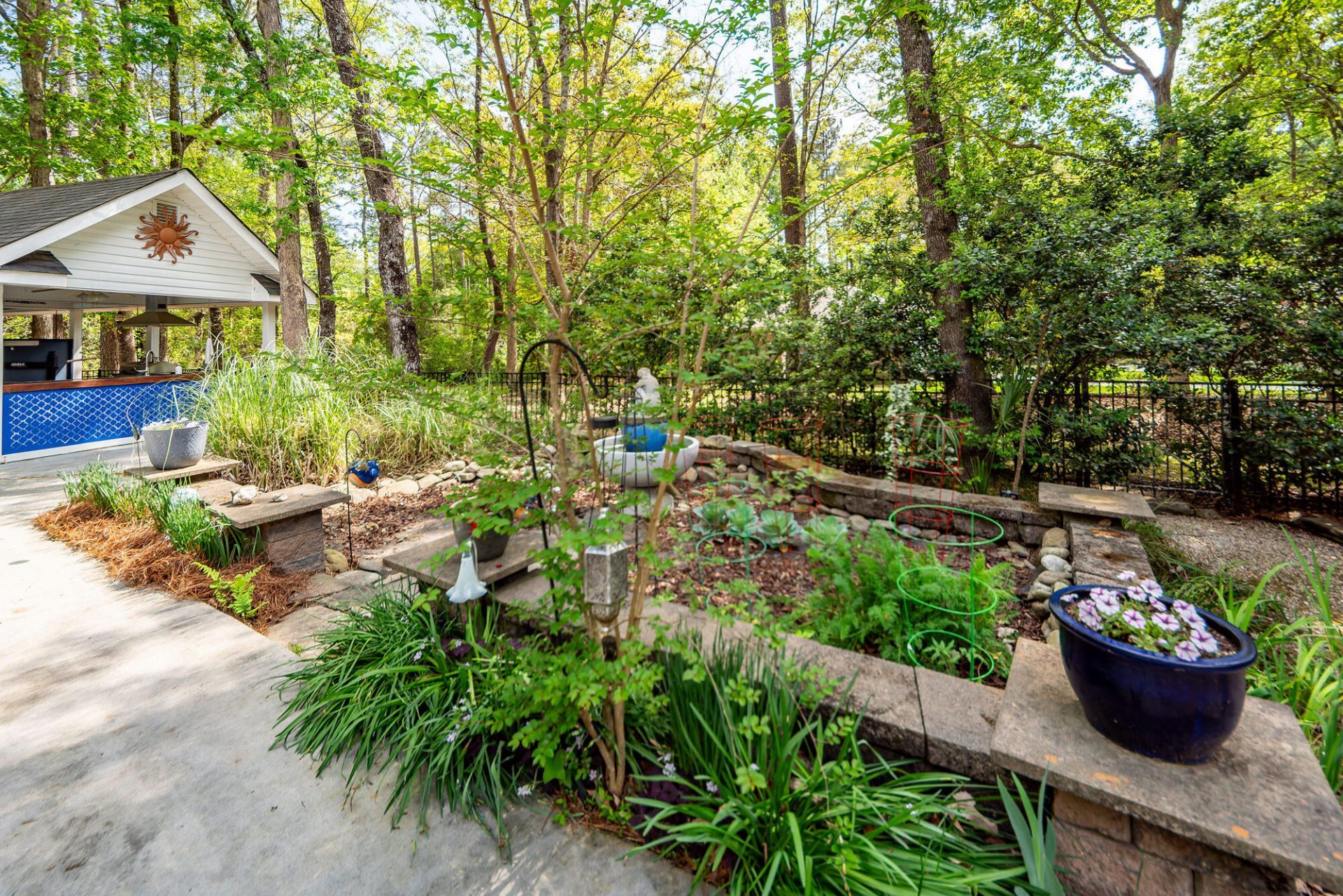 131 Arrowridge Court Photo 72