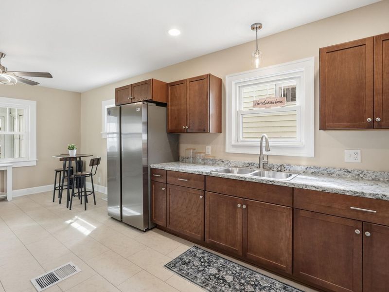 422 Snader Avenue , Ashland, OH 44805 Photo 14