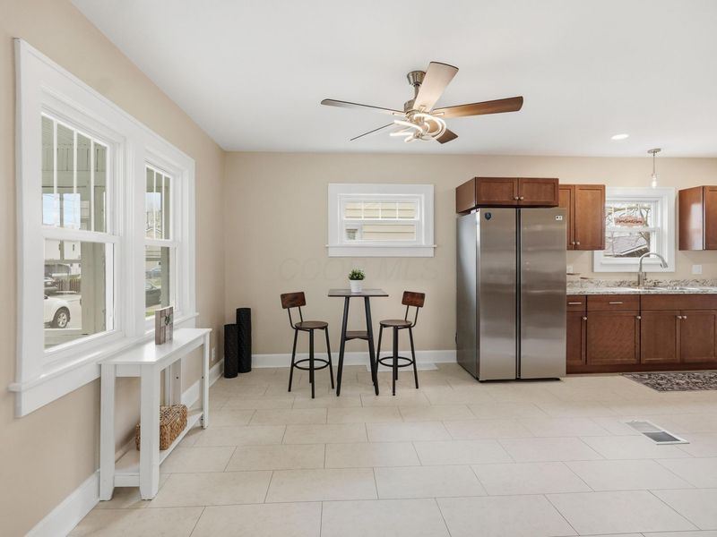 422 Snader Avenue , Ashland, OH 44805 Photo 9