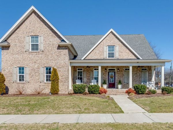 700 Keeton Ct, Old Hickory, TN 37138