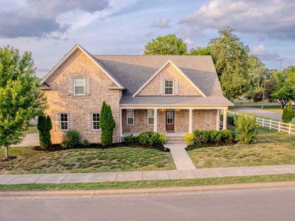 700 Keeton Ct, Old Hickory, TN 37138