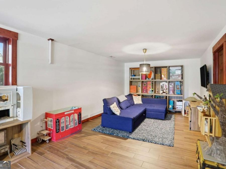 Property Image 40