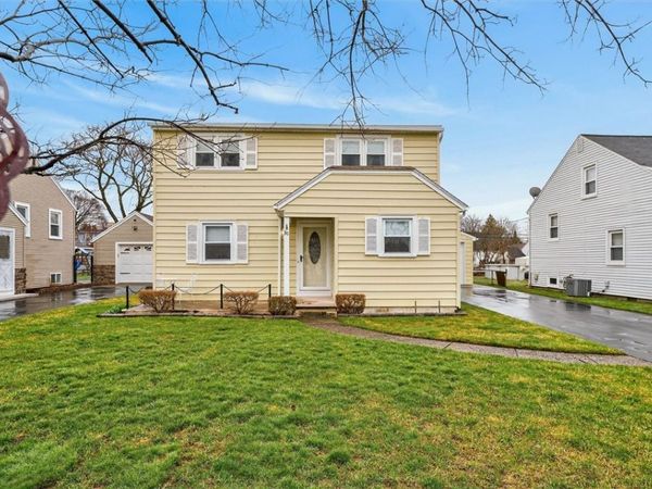 89 Haddon Road , Rochester, NY 14626