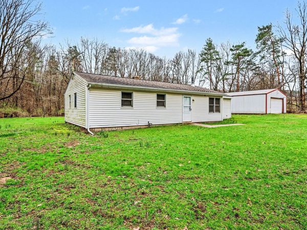 1401 S 2nd Street, Kalamazoo, MI 49009