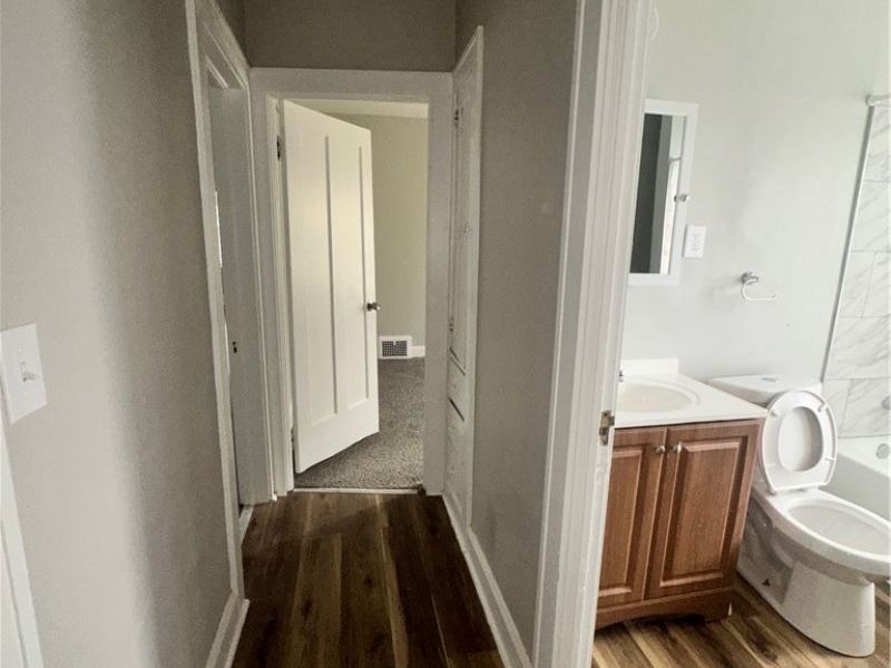 1842 Colonnade Road , Cleveland, OH 44112 Photo 11