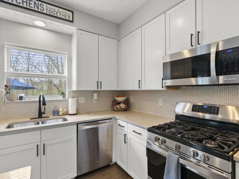 257 Wagon Trail S, Powell, OH 43065 Photo 16