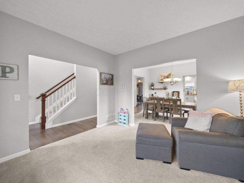 257 Wagon Trail S, Powell, OH 43065 Photo 5