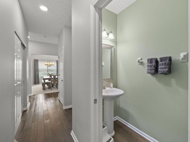 257 Wagon Trail S, Powell, OH 43065 Photo 6