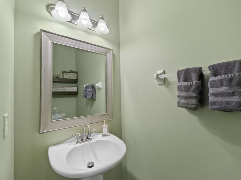 257 Wagon Trail S, Powell, OH 43065 Photo 7